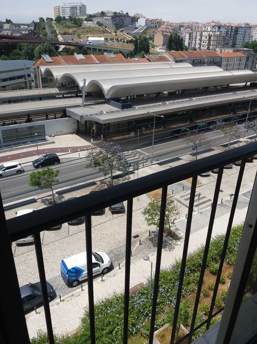 Quarto frente estacao CP Cacem com Recibo e Despesas incluidas