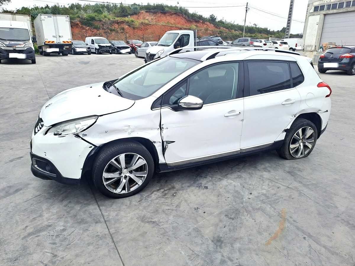 Peugeot 2008 1.6 HDi Allure, 2014 nacional