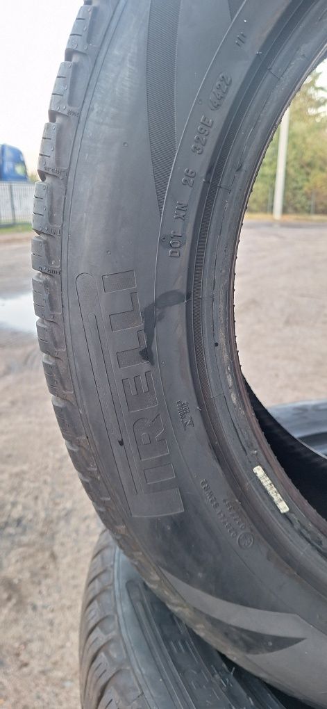 Pirelli 255/55 R19 caloroczne