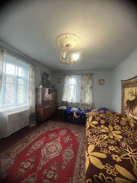 Терміново продам будинок + сот. землі м.Славута