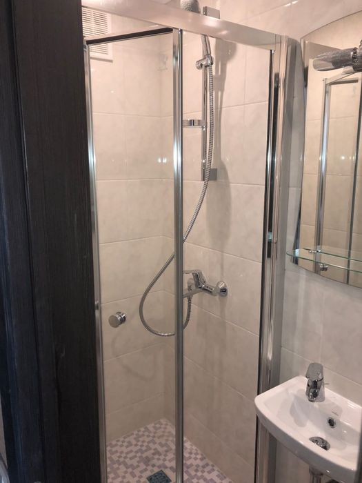 Київ Дарницький 1 кімнатна з газом та ремонтом