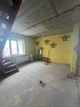 Продам чотирьохкімнатну квартиру з частковим ремонтом Ірпінь