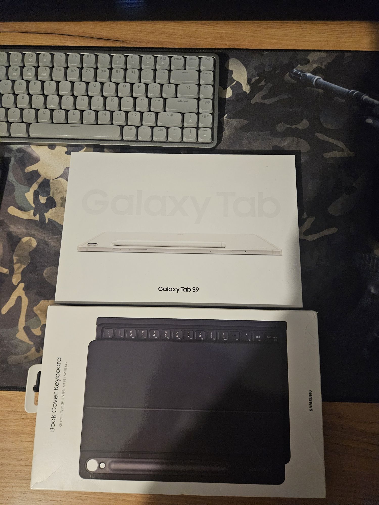 Samsung galaxy tab s9 12/256 + etui oryginał samsung