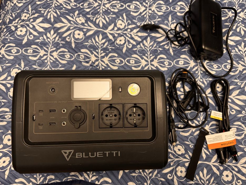 Bluetti eb70 зарядна станція