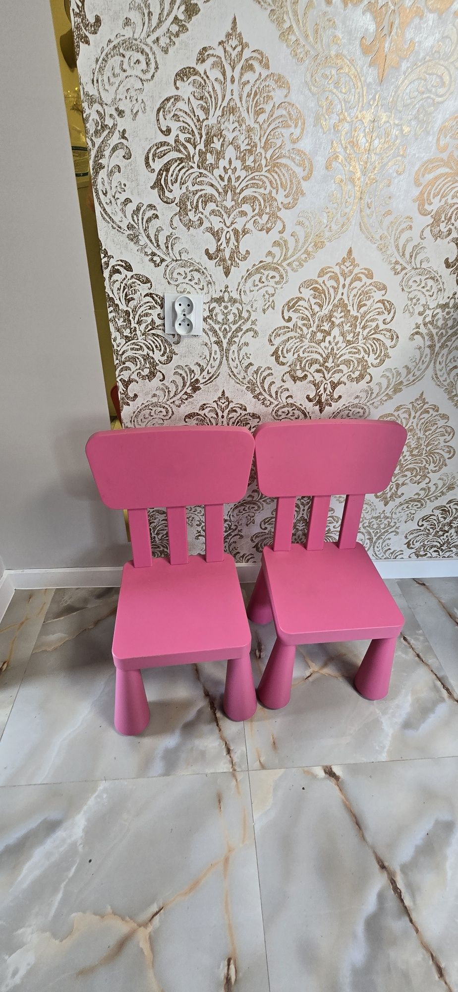 Krzesełka dla dziewczynek Ikea