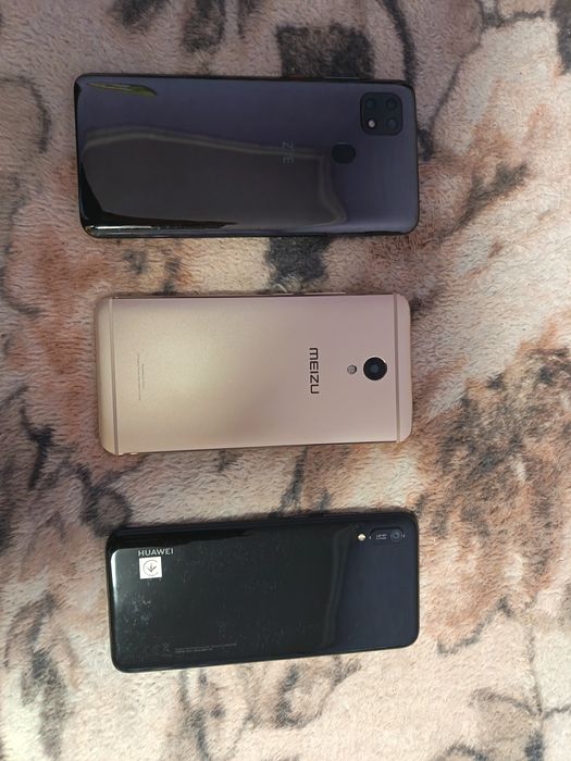 Продам одним лотом 3 телефона, Читаем описание.