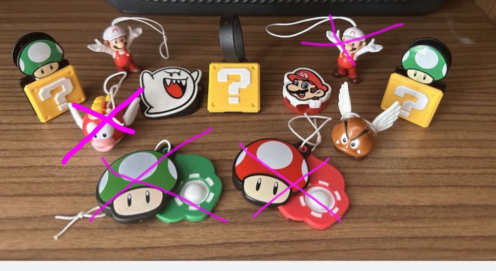 Продам іграшки з Kinder Joy Super Mario (Кіндер джой Супер Маріо)