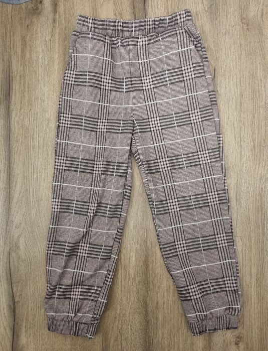 Spodnie typu joggery Reserved 128