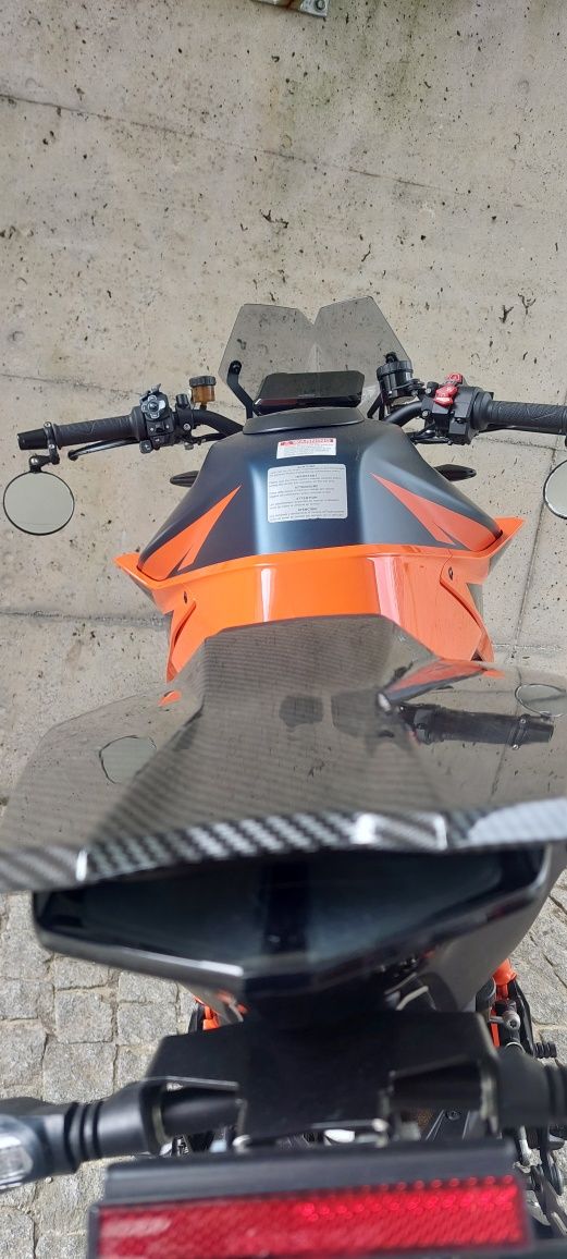Ktm 1290 super duke r