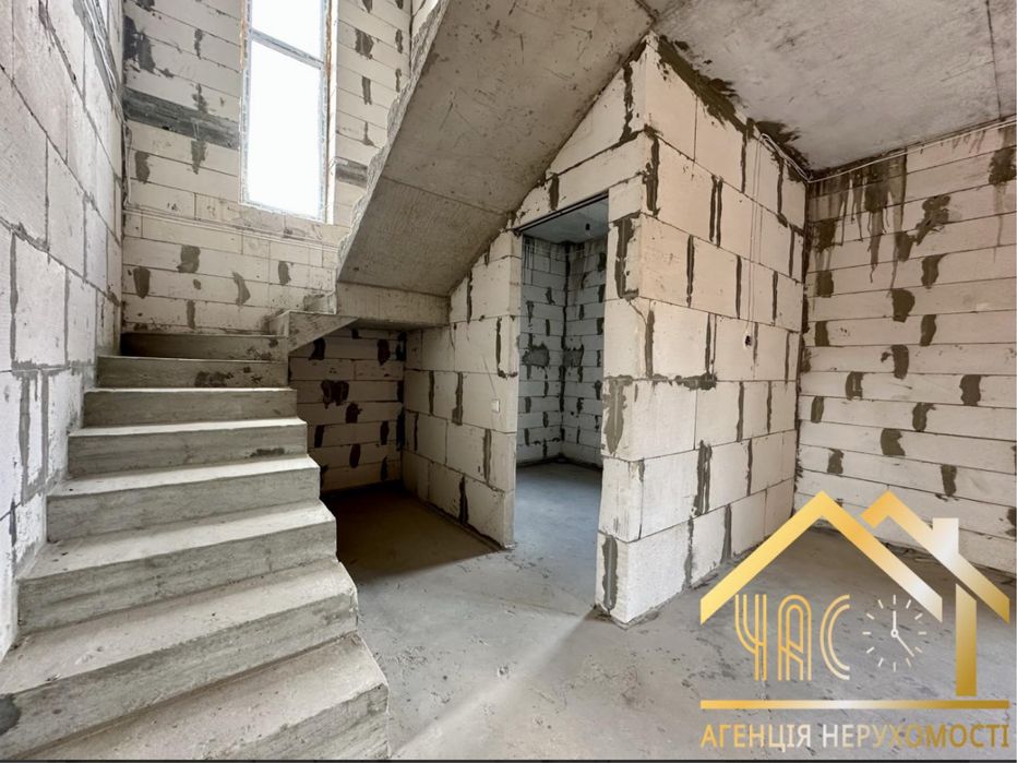 Продам дуплекс село Нове/Боярка з великою ділянкою за приємною ціною