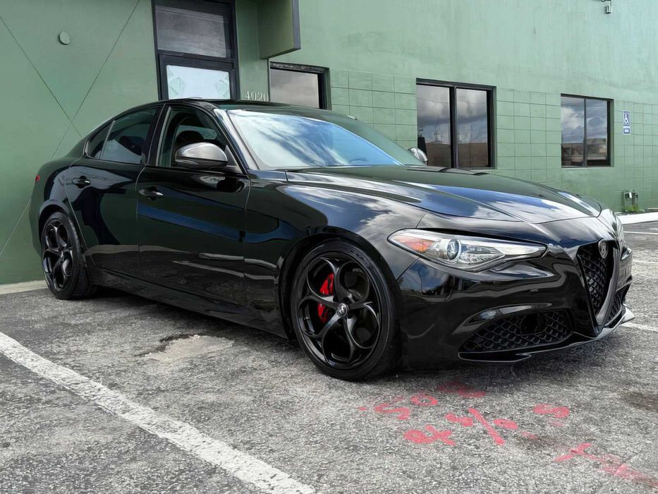 Alfa Romeo Giulia      2019
