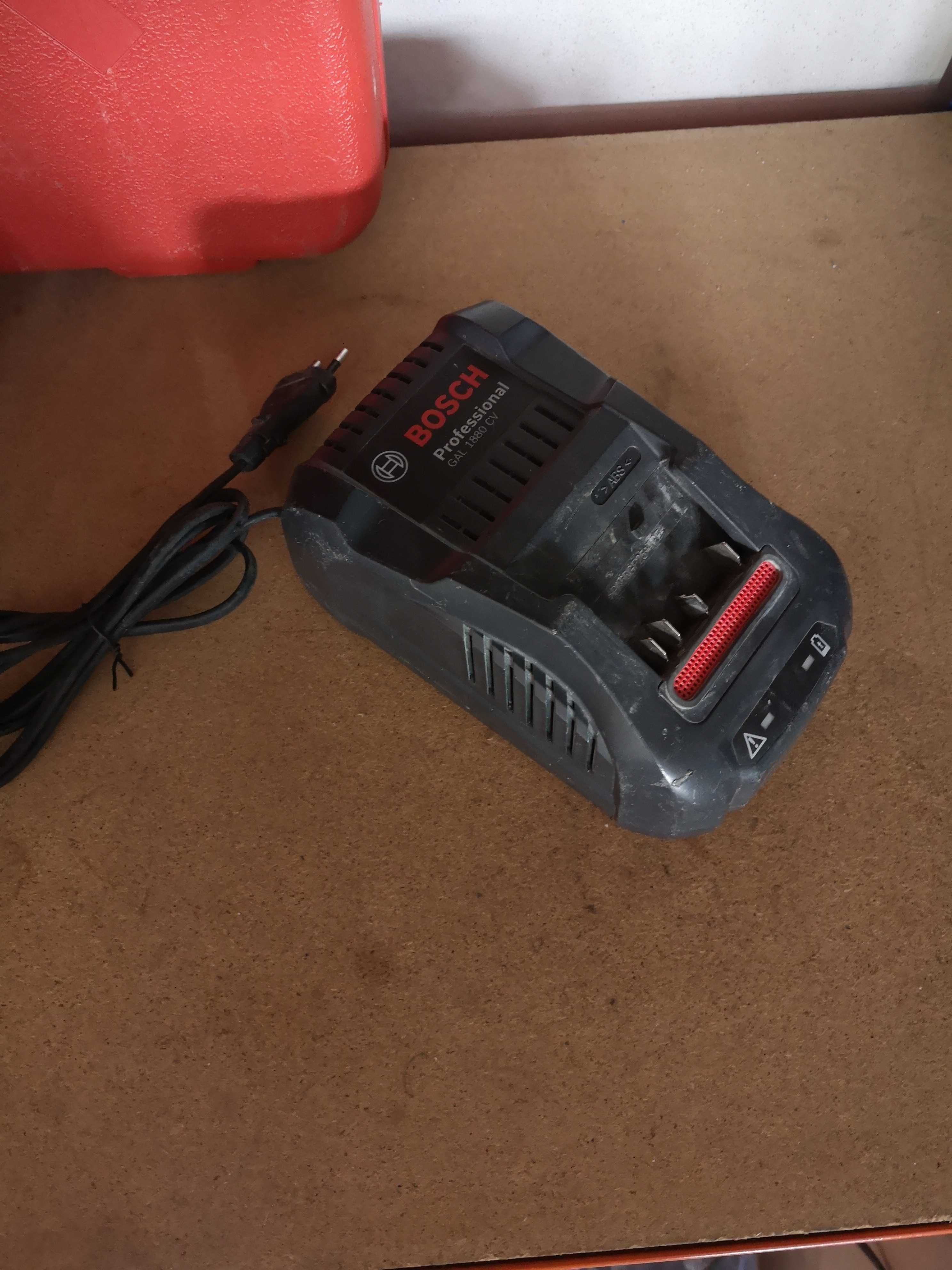 Carregador Bosch 18v