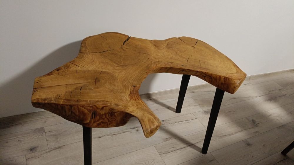 Stolik kawowy drewniany , lite drewno !!!