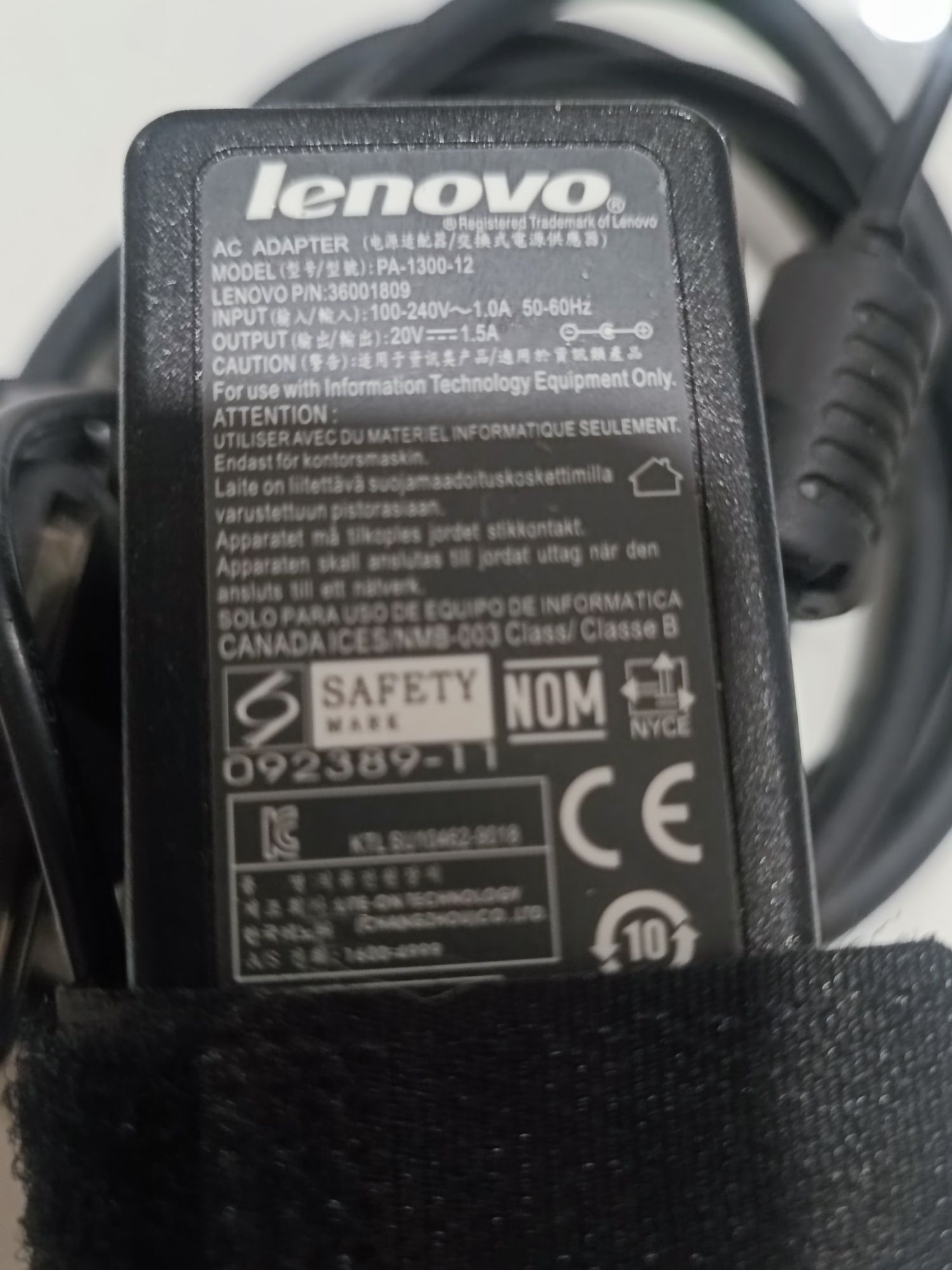 Oryginalny zasilacz LENOVO 20V 1,5A wtyk 5,5x2,5mm