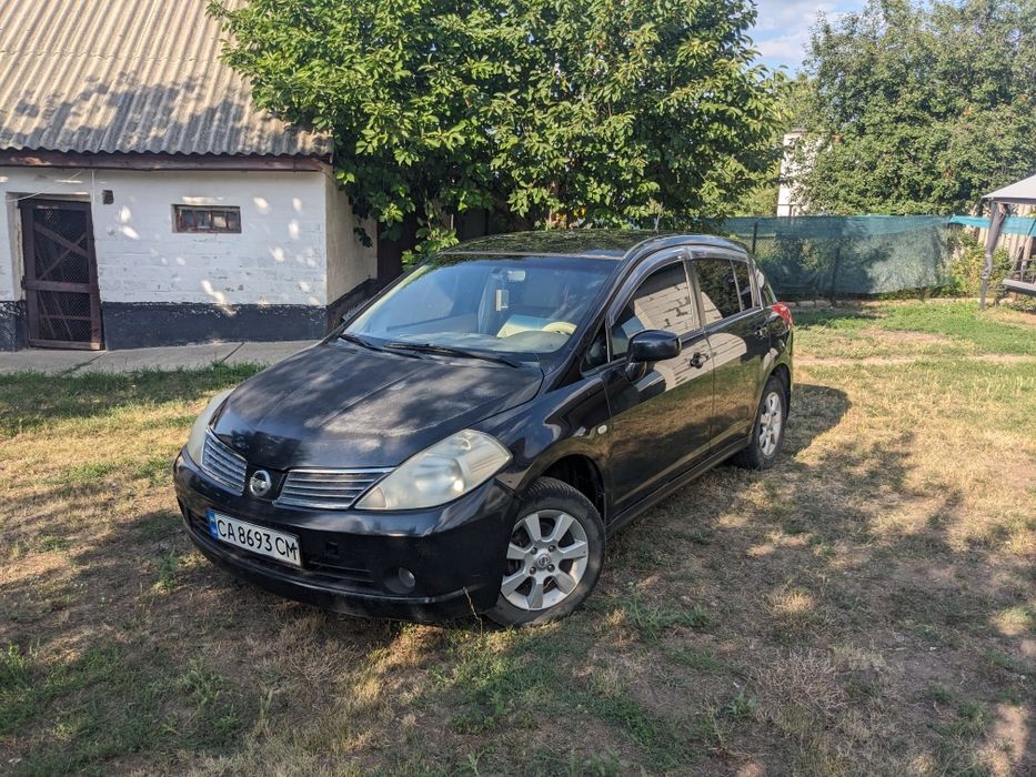 Nissan Tiida автомат