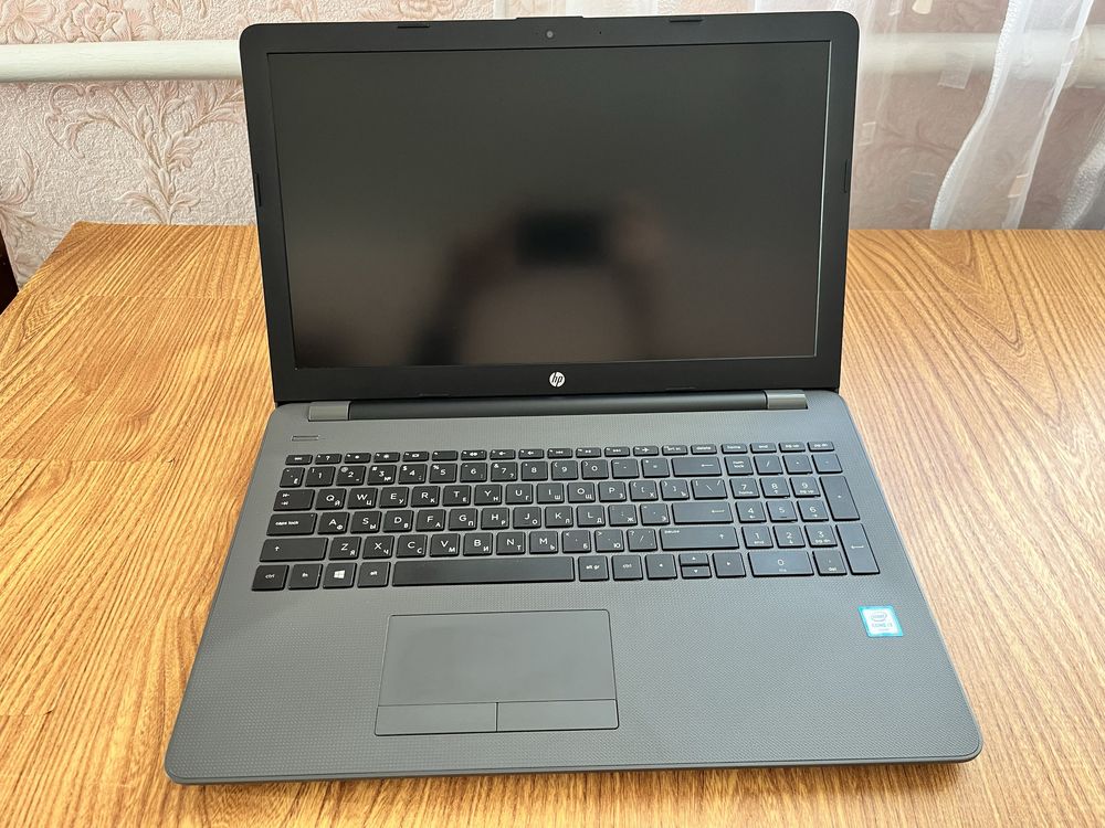 Ноутбук HP250 G6