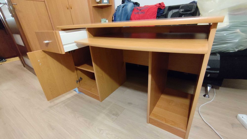 Biurko 200 zł - Tarnobrzeg