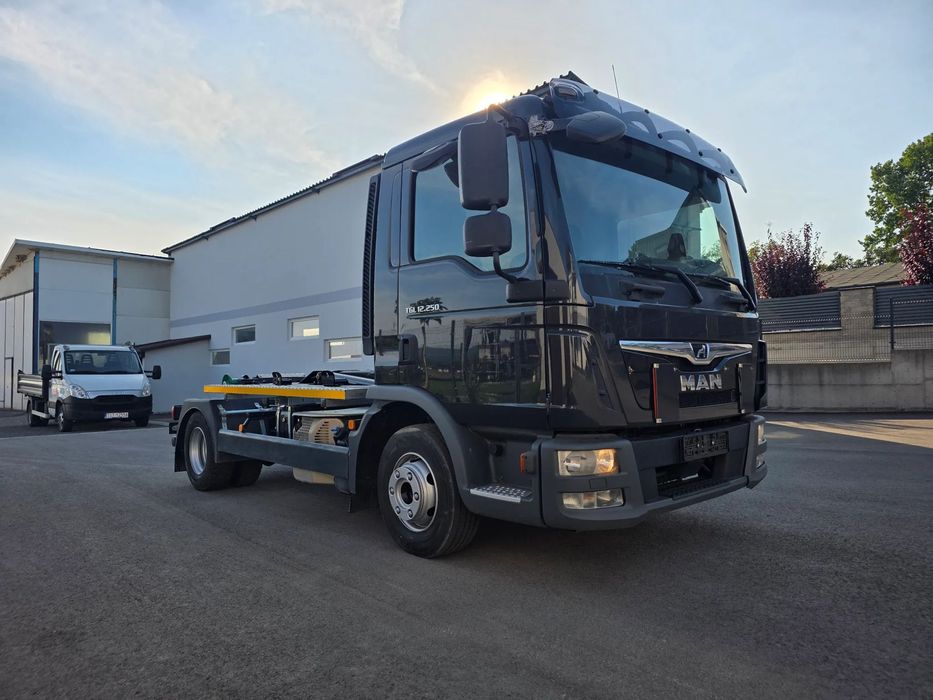 MAN TGL 12.250 nowe urządzenie hakowe SKIBICKI HKS 8/3300  ATEGO / TGM  hakowiec / Atego / UDT