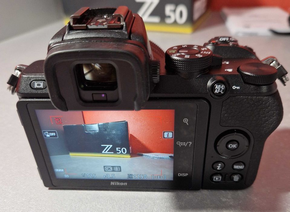 Aparat bezlusterkowy  NIKON Z50 CZARNY + obiektyw NIKKOR Z DX 16-50 MM