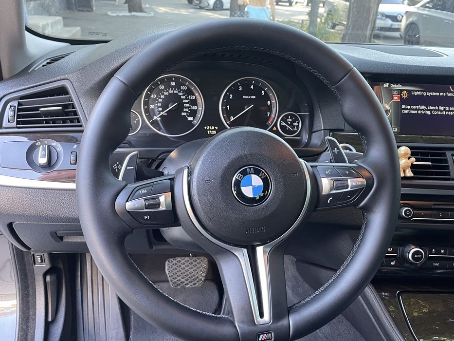 BMW 535i xDrive 2013 року