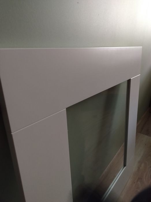 Front Besta Ikea z zawiasami