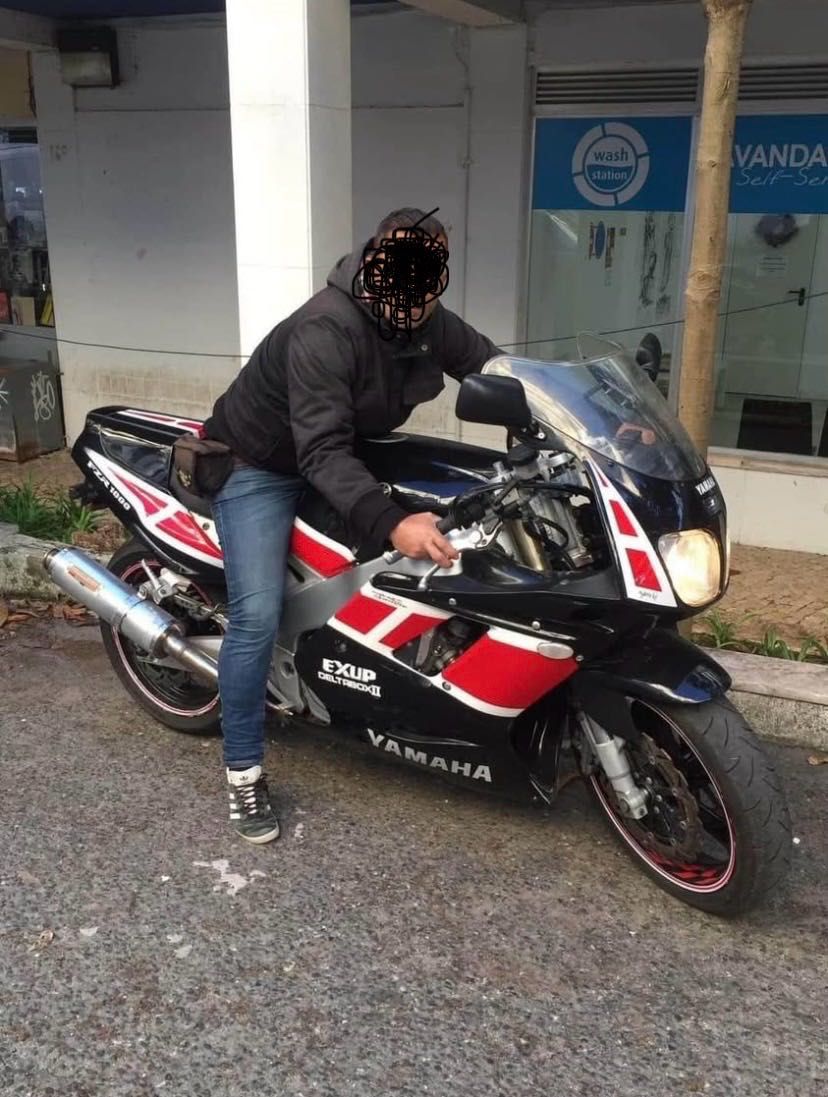 Yamaha FZR 1000 Exup 95