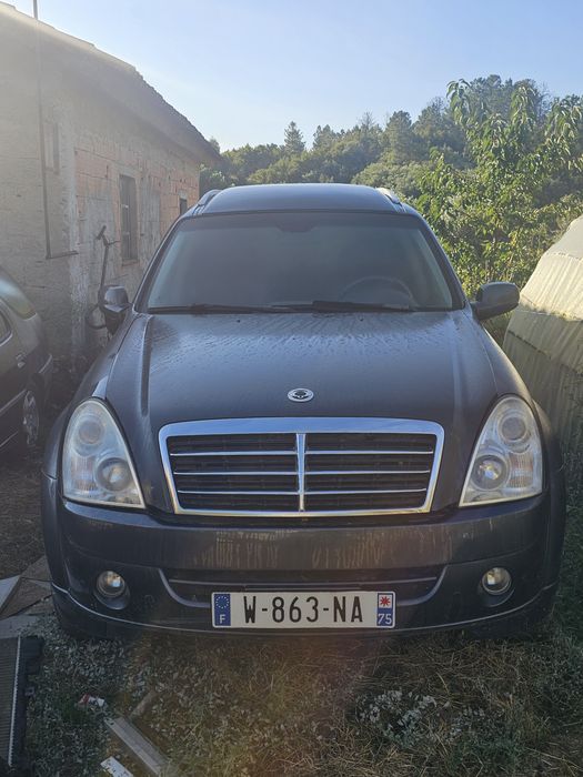 Ssangyong rexton 2.7