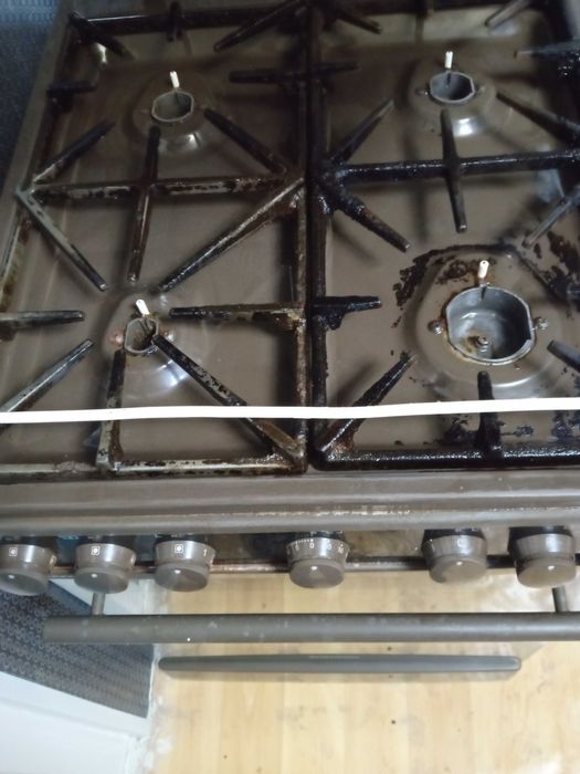 плита газовая. мойка