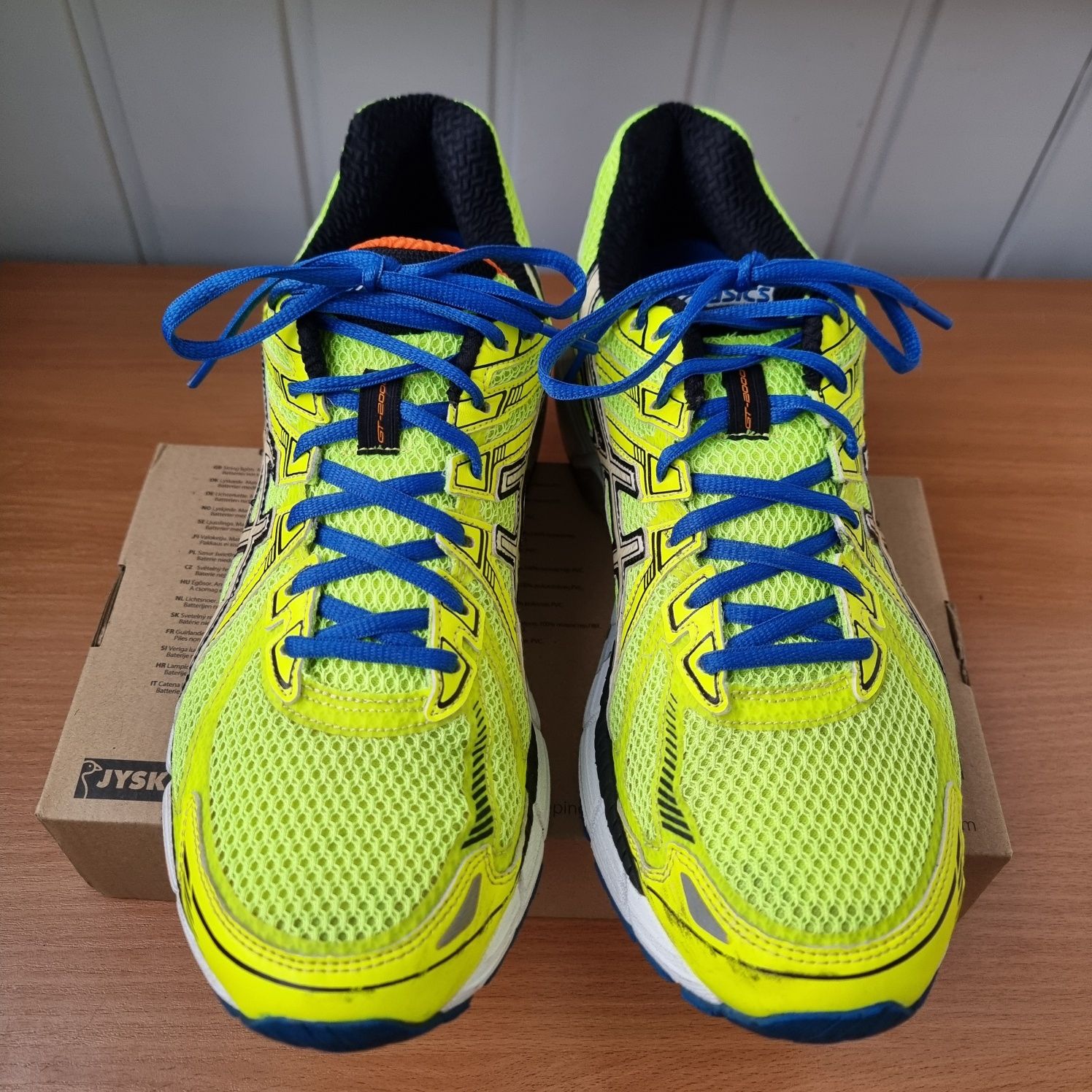 Кросівки ASICS GT-2000. Оригінальні чоловічі кросівки для бігу