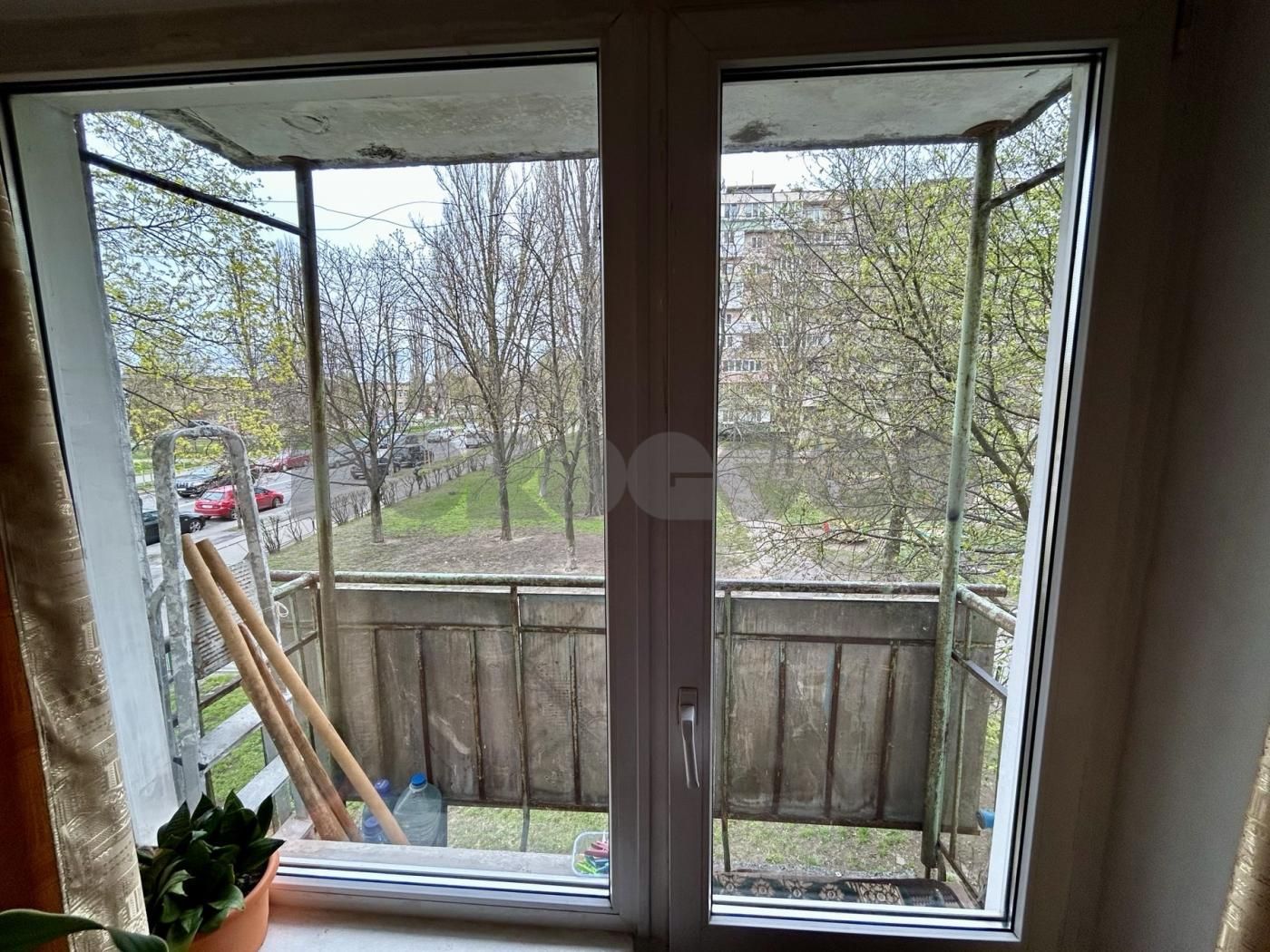 Продаж 3 кімн. кв-ри 70 м2 вул. Зодчих, 68/2