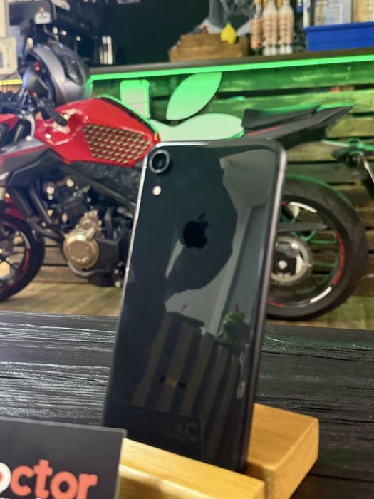 iPhone XR 64 GB Trade in