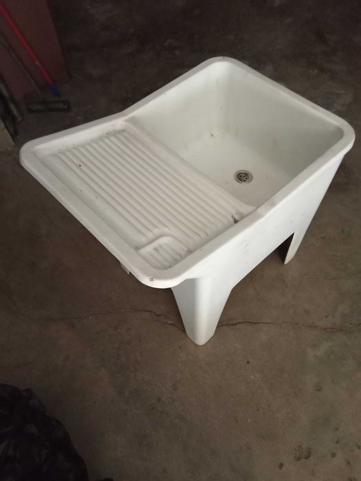 Tanque de lavar roupa plástico