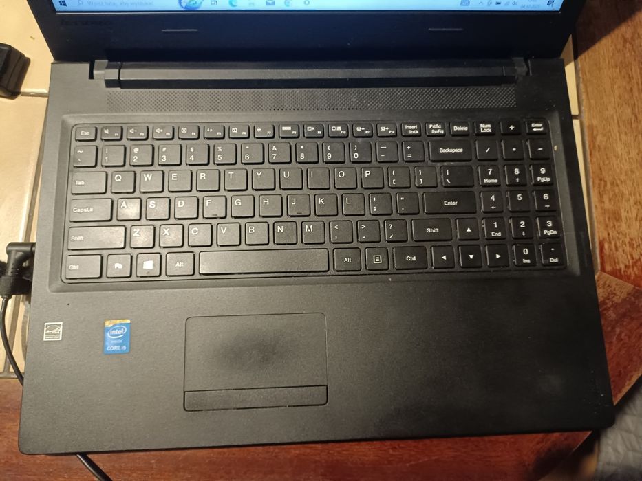 Laptop Lenovo 100-15ibd