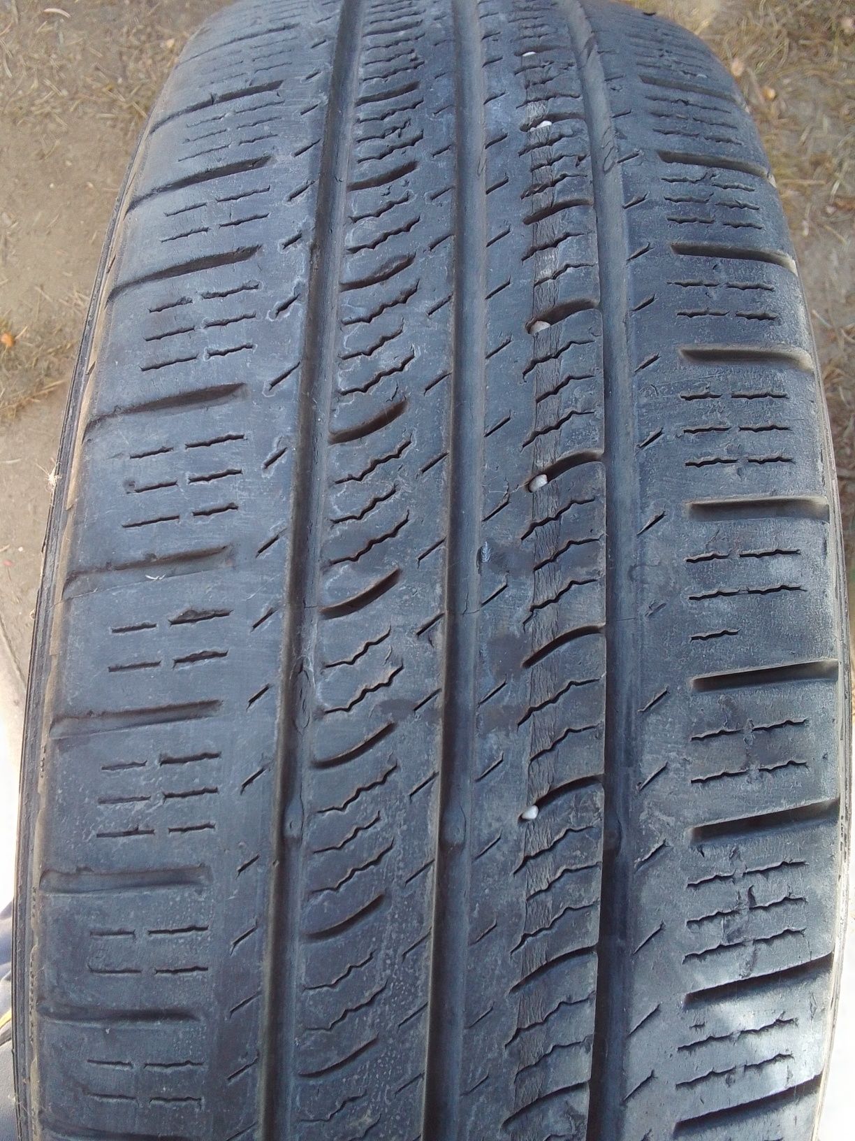 Opona wielosezonowa 205/65r16C PIRELLI 7.5mm