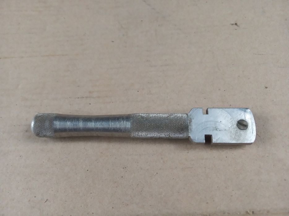 Радянський склорiз з нержавiйки iнструмент