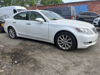 Крило Lexus LS 460 рестайл білий перламутр