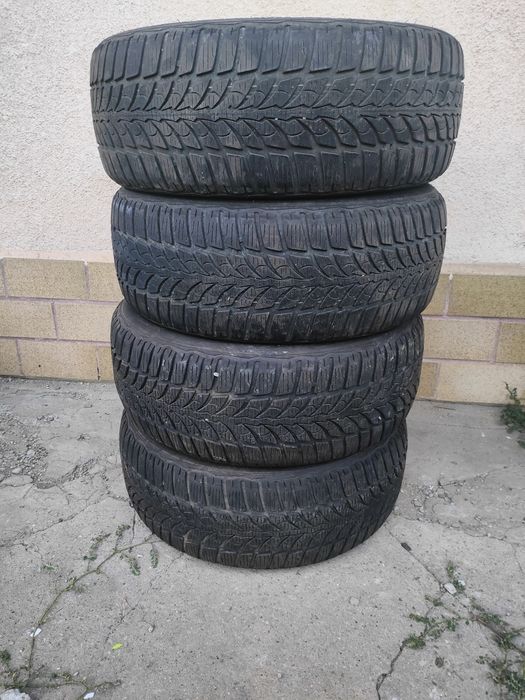 Opona zimowa 4 szt 205/55R16 Diplomat Winter Hp