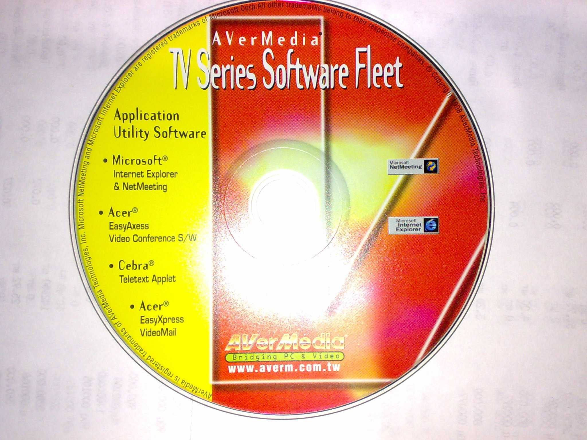 ТВ-радио тюнер AVerMedia AverTV Studio 203 M168-U TV FM tuner PCI