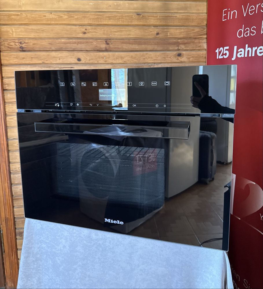 Парова шафа з функцією НВЧ 2в1 Miele DGM 7440 OBSW