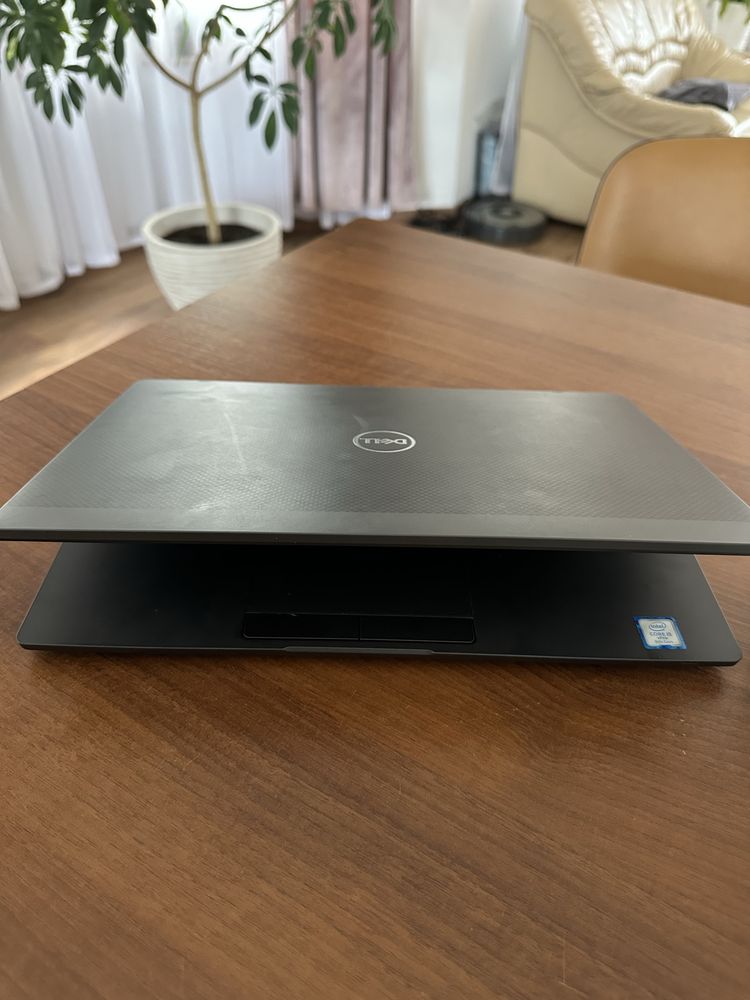 Laptop DELL Latitude 7300 I5-8365U, 16gb RAM, 256gb DYSK