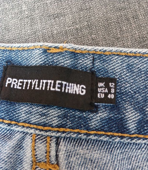 Джинсы Prettylittlething рваные, широкие рвані широкі высокая посадка