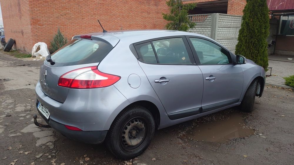 Рено меган 3 газ/бензин