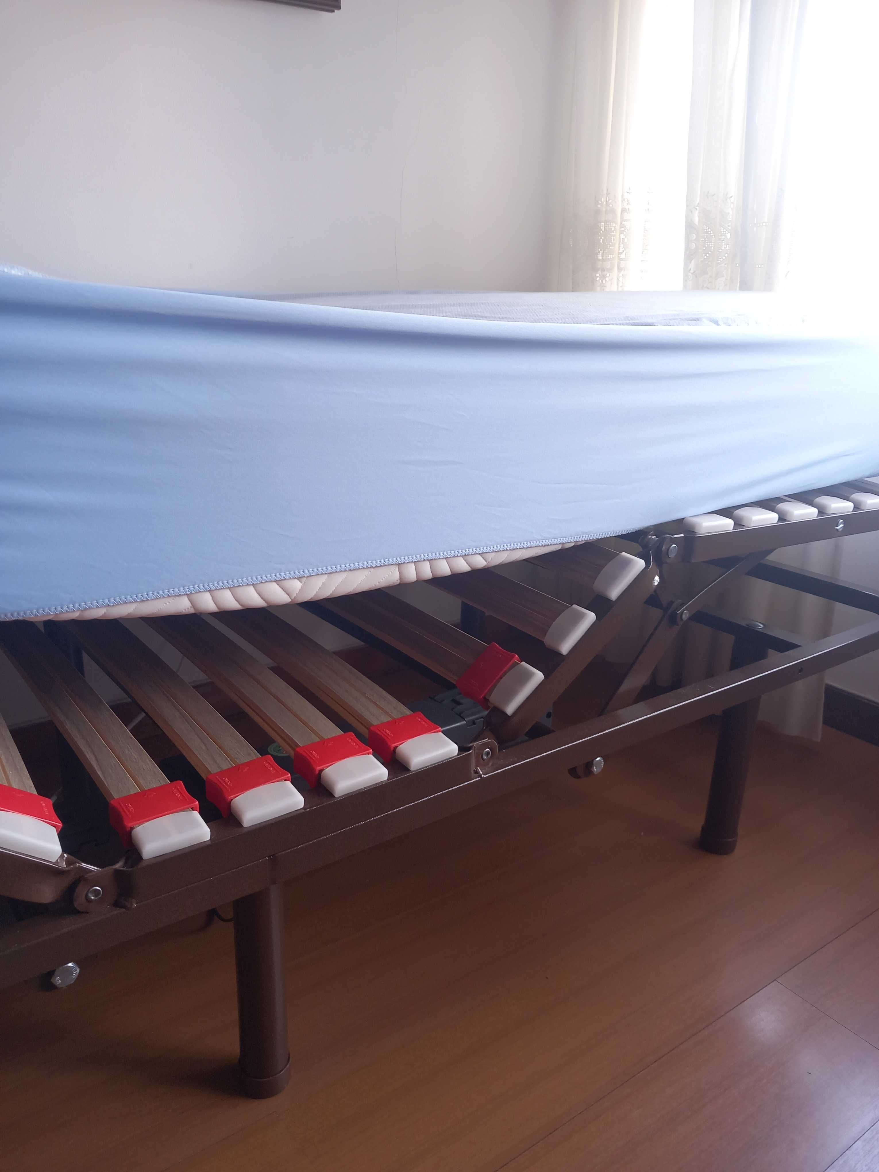 Cama solteiro articulada e elétrica + Colchão (AMBOS COMO NOVOS)
