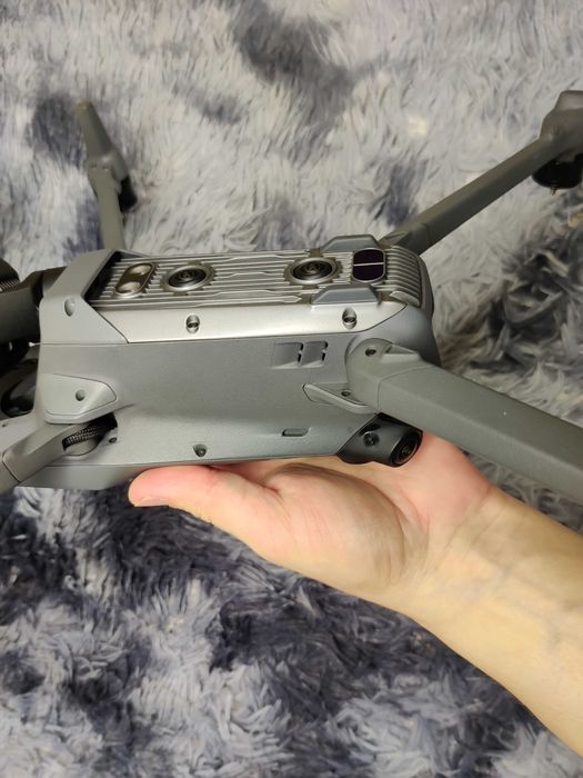 Дрон DJI Mavic 3 Pro квадрокоптер drone Mavik тушка