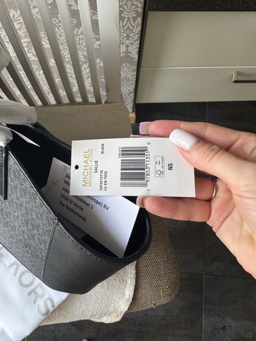 Michael Kors Sallie logo black tote bag оригінал