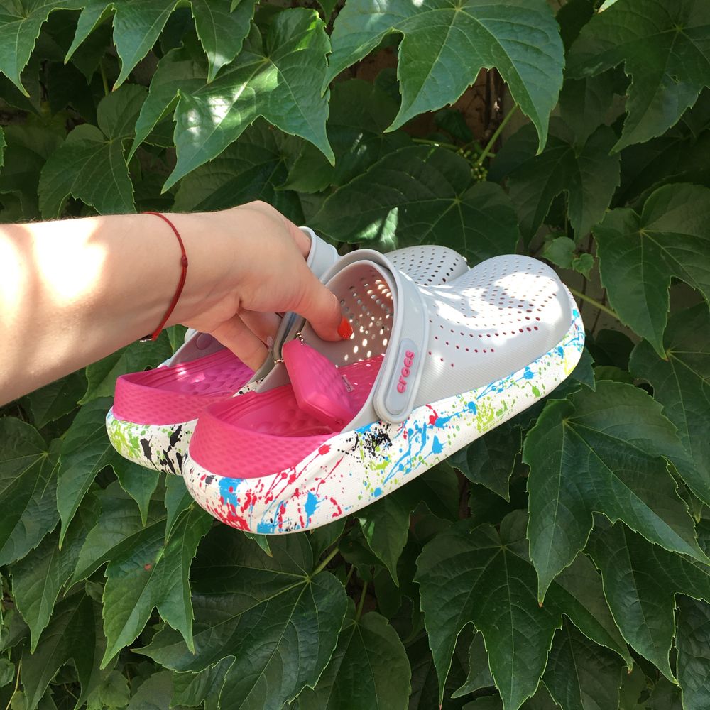 Крокси Жіночі Клякси Crocs LiteRide Яскрава модель