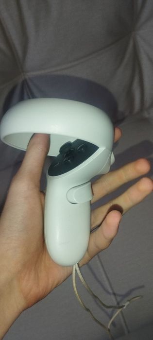 Meta Quest 2 . Окуляри віртуальної реальності.