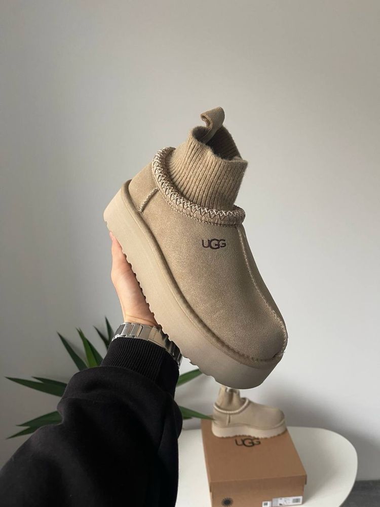 Трендові зимові угі Ugg Tasman Platform Sock Beige угі тасман