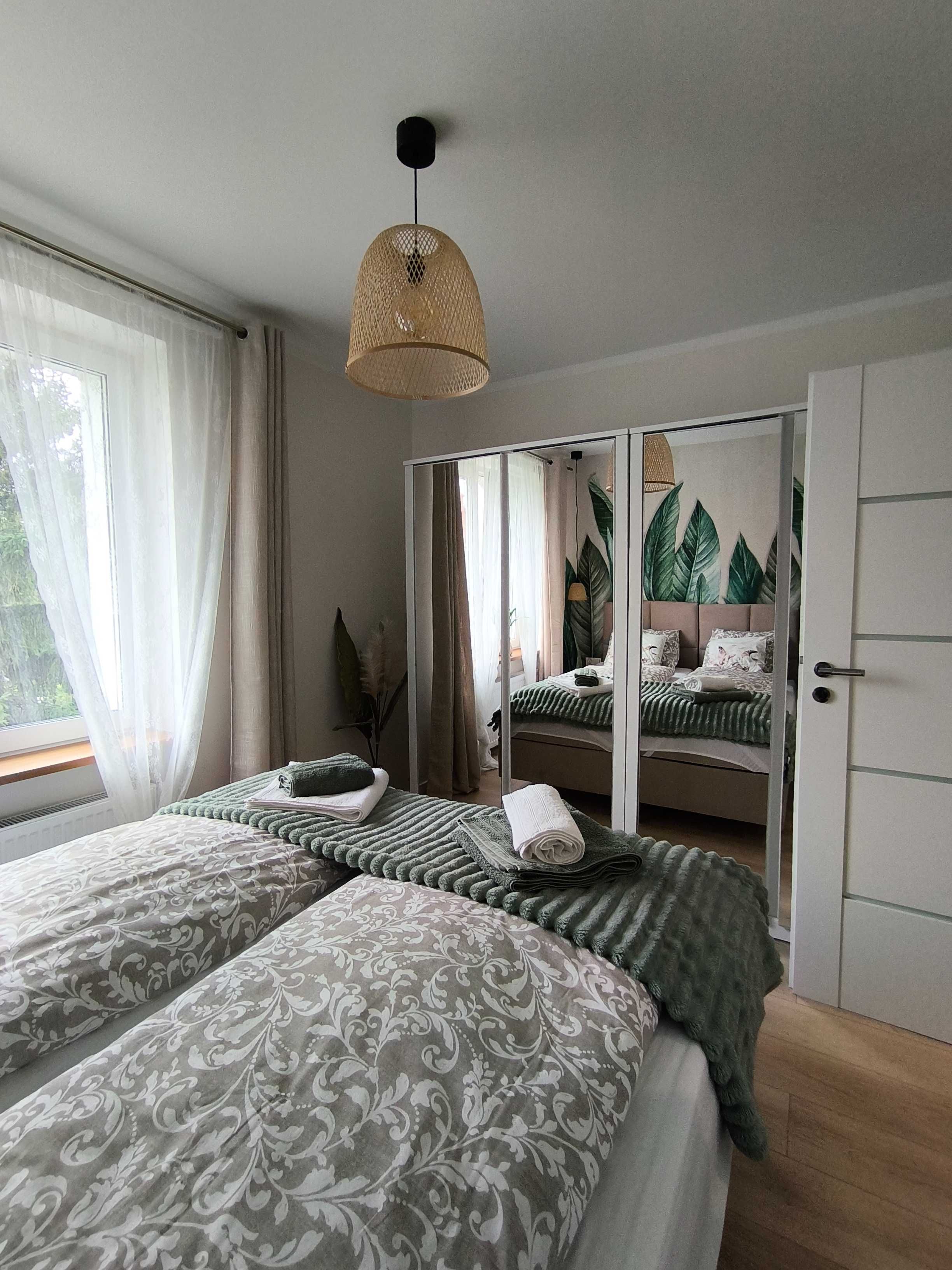 Apartament Jelenia Góra. Zwiedzanie Karkonoszy i wypoczynek, parking