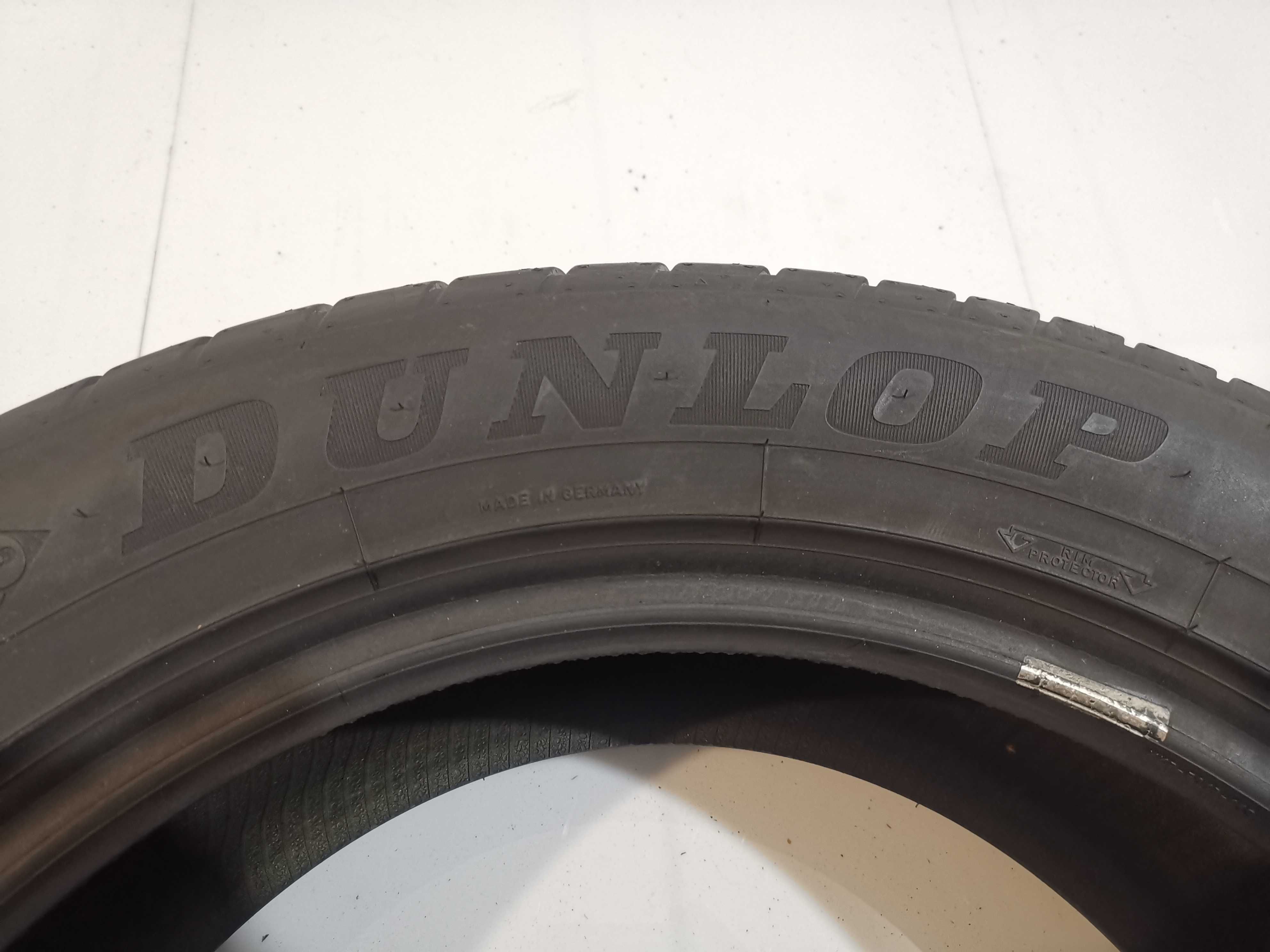 Opony para lato Dunlop Sport Maxx RT 235 55 R19 101 W